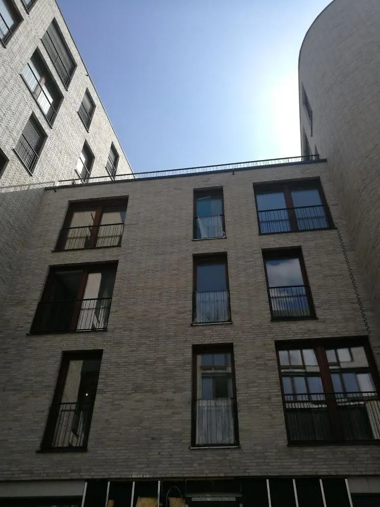 Urban Chic Apartment In Trendy Prenzlauer Berg Berlin 0*,