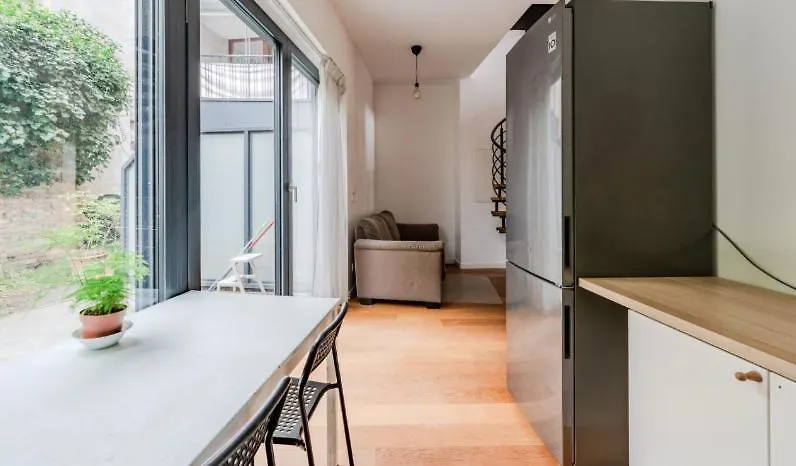 Urban Chic Apartment In Trendy Prenzlauer Berg Berlin Niemcy