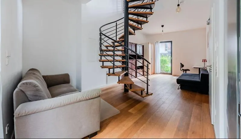 Urban Chic Apartment In Trendy Prenzlauer Berg Berlín